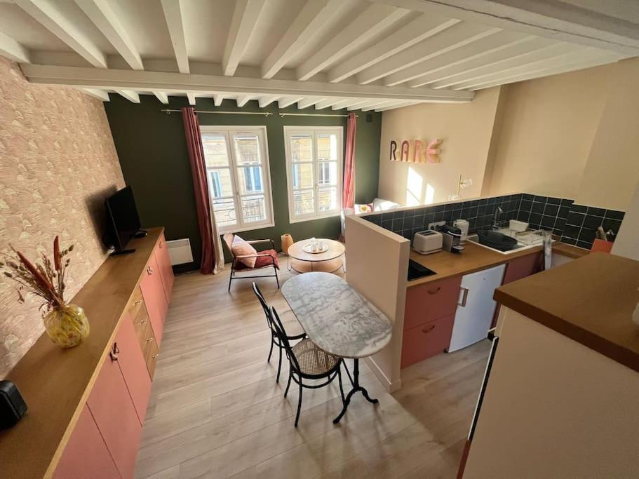 Duplex 50M2 Renove, Hyper-Centre, St Sauveur Appartement Caen Buitenkant foto